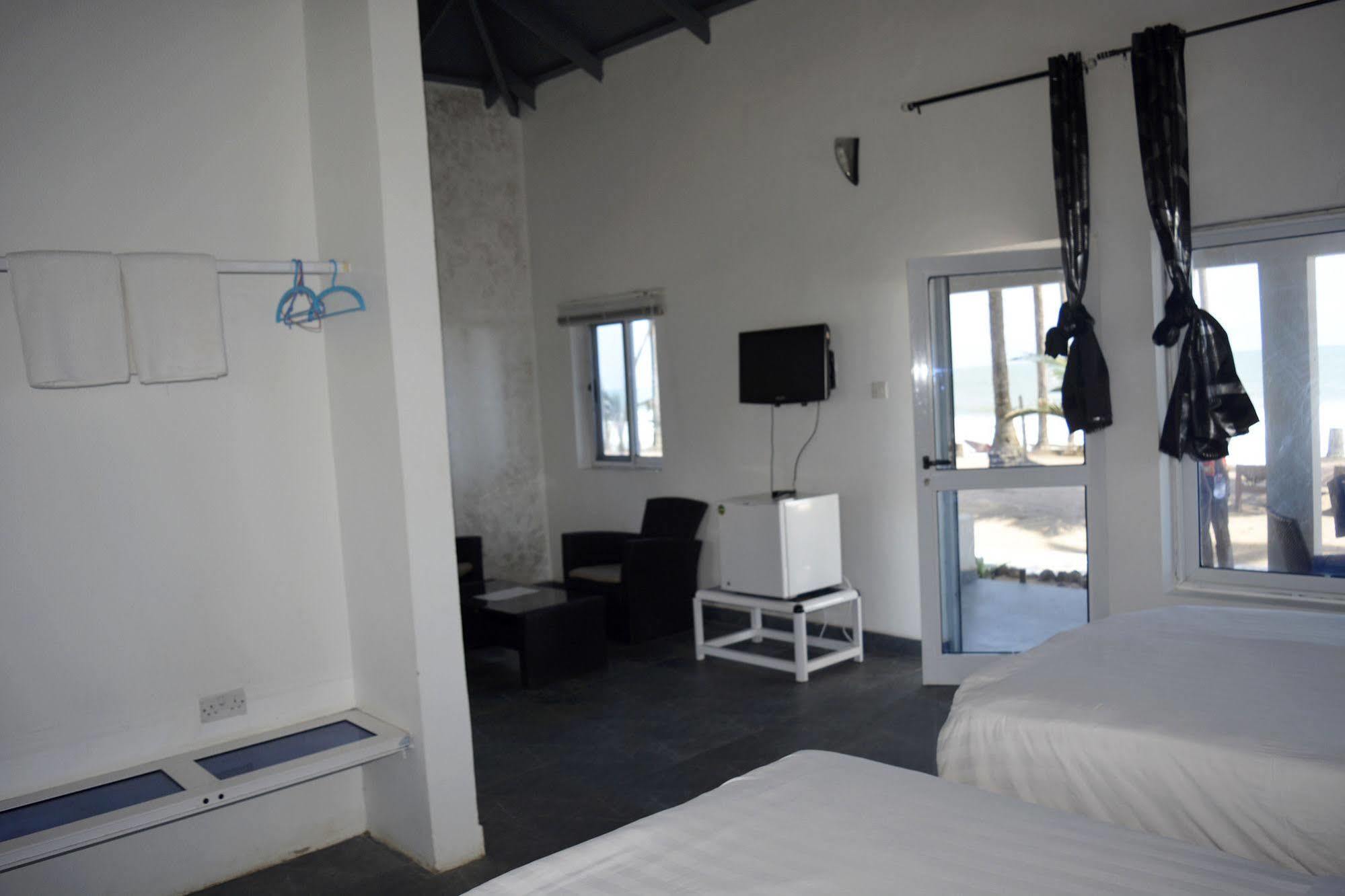 Blue Diamond Beach Resort Appam Dış mekan fotoğraf